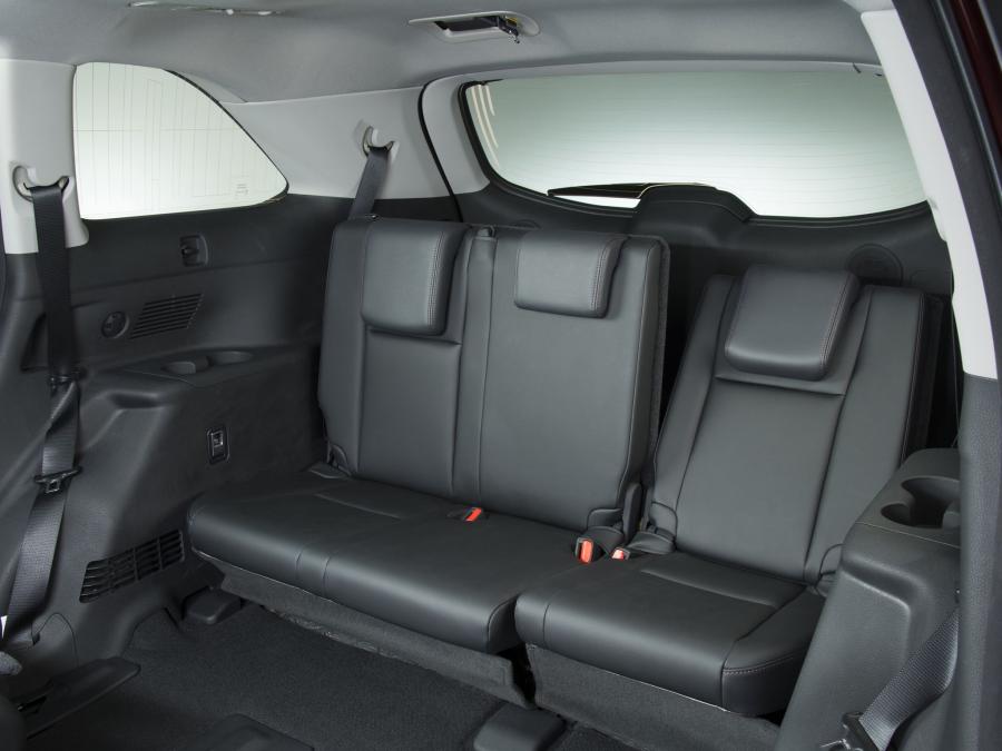 Интерьер Toyota Highlander (XU50) 2013 года  (фото 48 из 80)